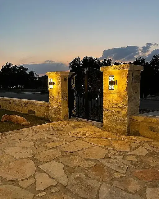 Projects: Model Home photo 19