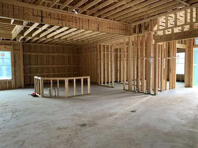 Model Home: Construction photo 5